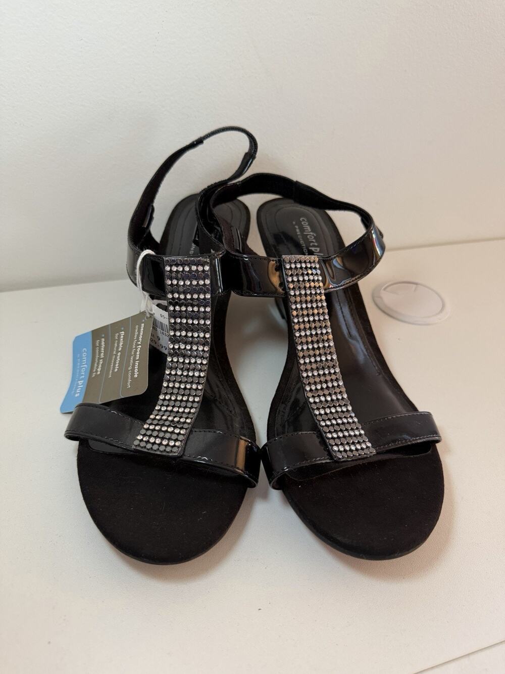 NEW Comfort Plus Predictions 9W Swanky Embellished Kitten Wedge Strappy Sandal